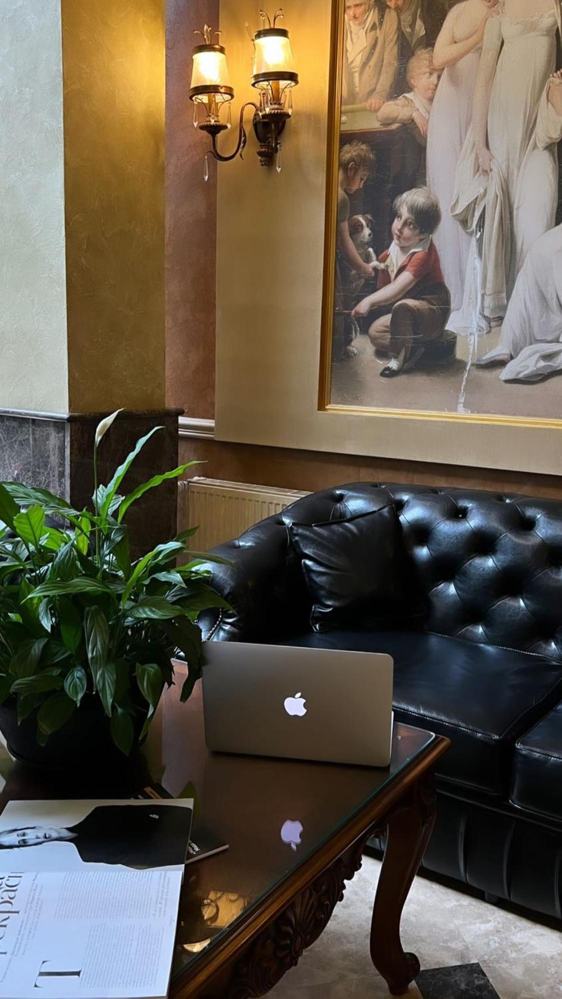 Alexandrovskiy Hotel Odessa Eksteriør billede
